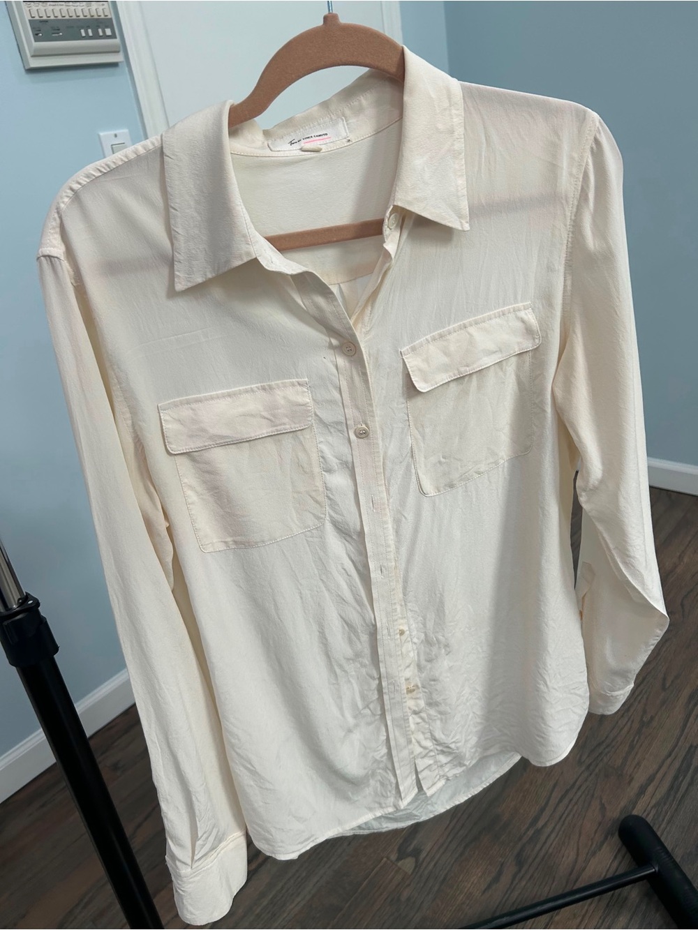 Vince Camuto Cream Button-Front Shirt with Chest Pockets
